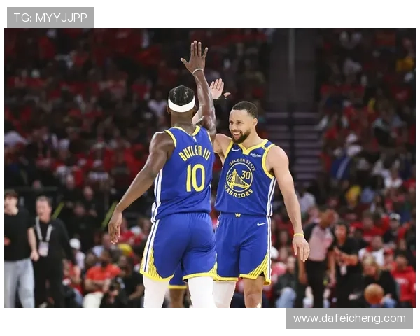 巴特勒谈库里表现强调团队合作的重要性不应依赖单一球员拯救比赛